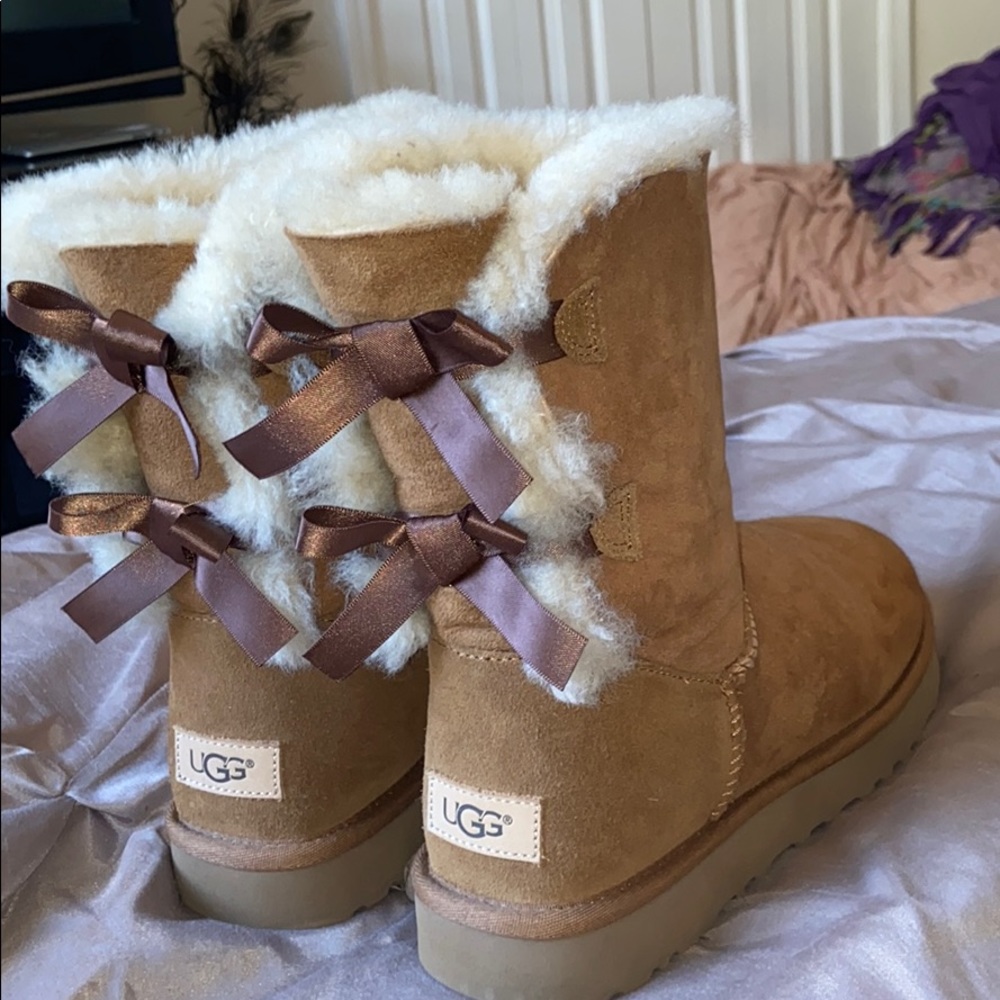 Ugg’s Bailey bow II